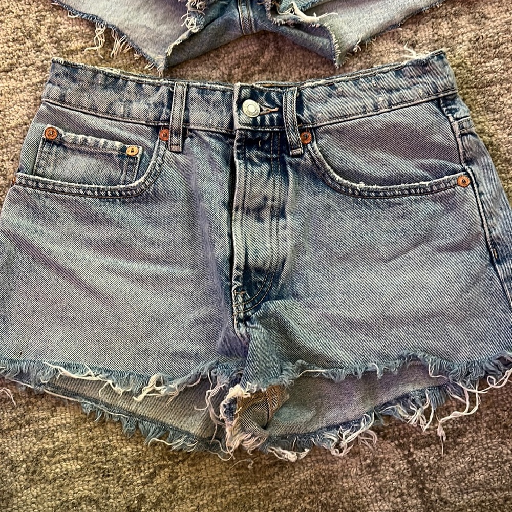 Zara shorts size 4